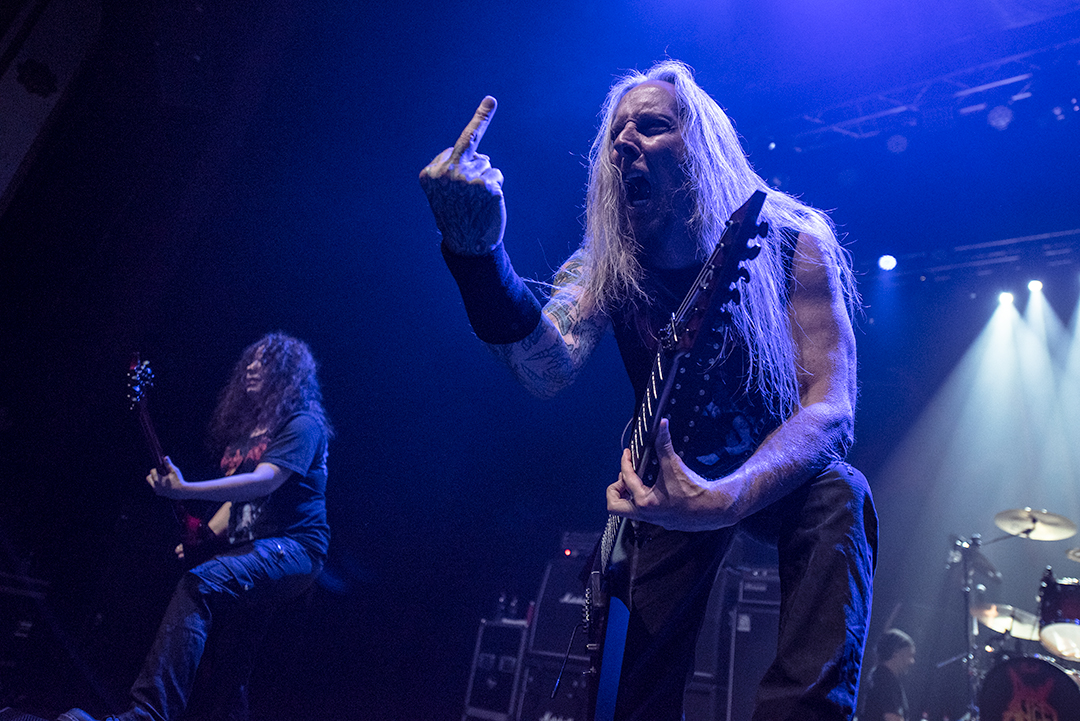 Dark Angel: Despiadada jornada de muerte